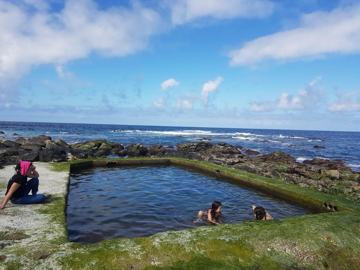 Seaside Azores Villa With Natural Pool, Terrace & Barbecue 卡佩拉什 外观 照片